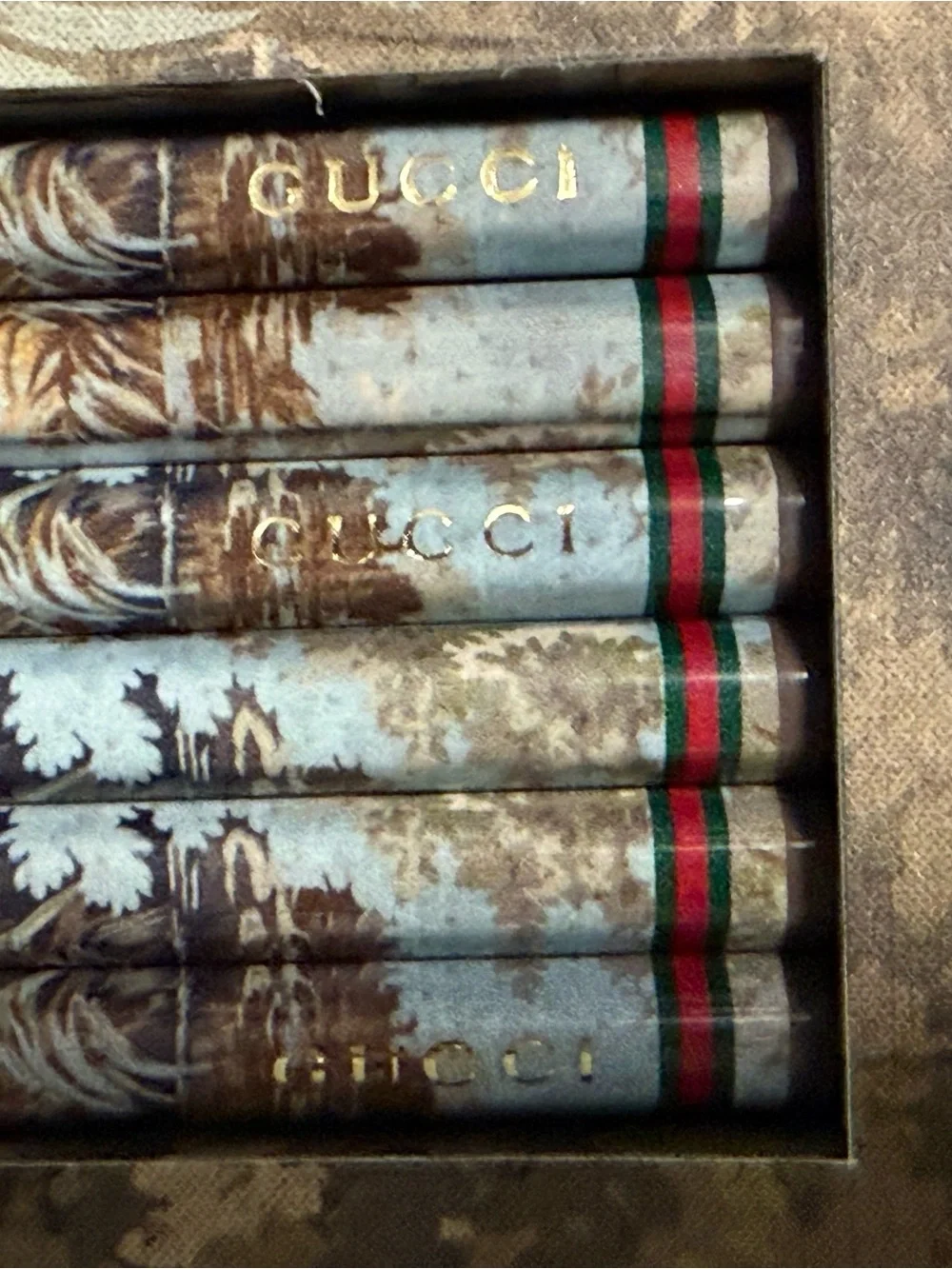 Gucci NIB Decorated pencil set in storage Container! With COA!
